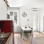 Διαμέρισμα Petra's Lovely House