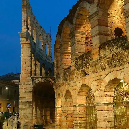 Petra's Lovely House *